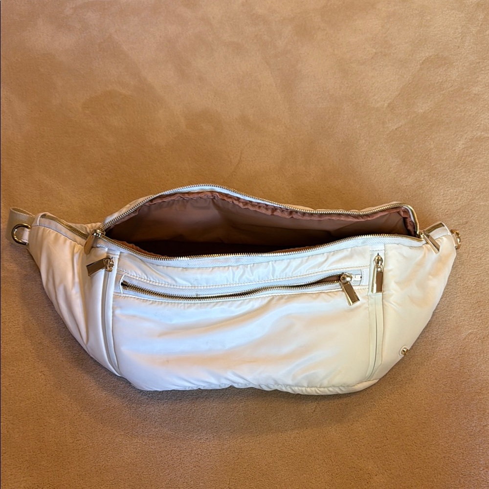 Caraa Cream Crossbody Bag Minimalist Design
